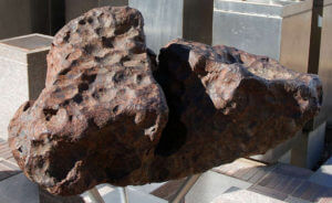 Brocken des Gibeon Meteorit